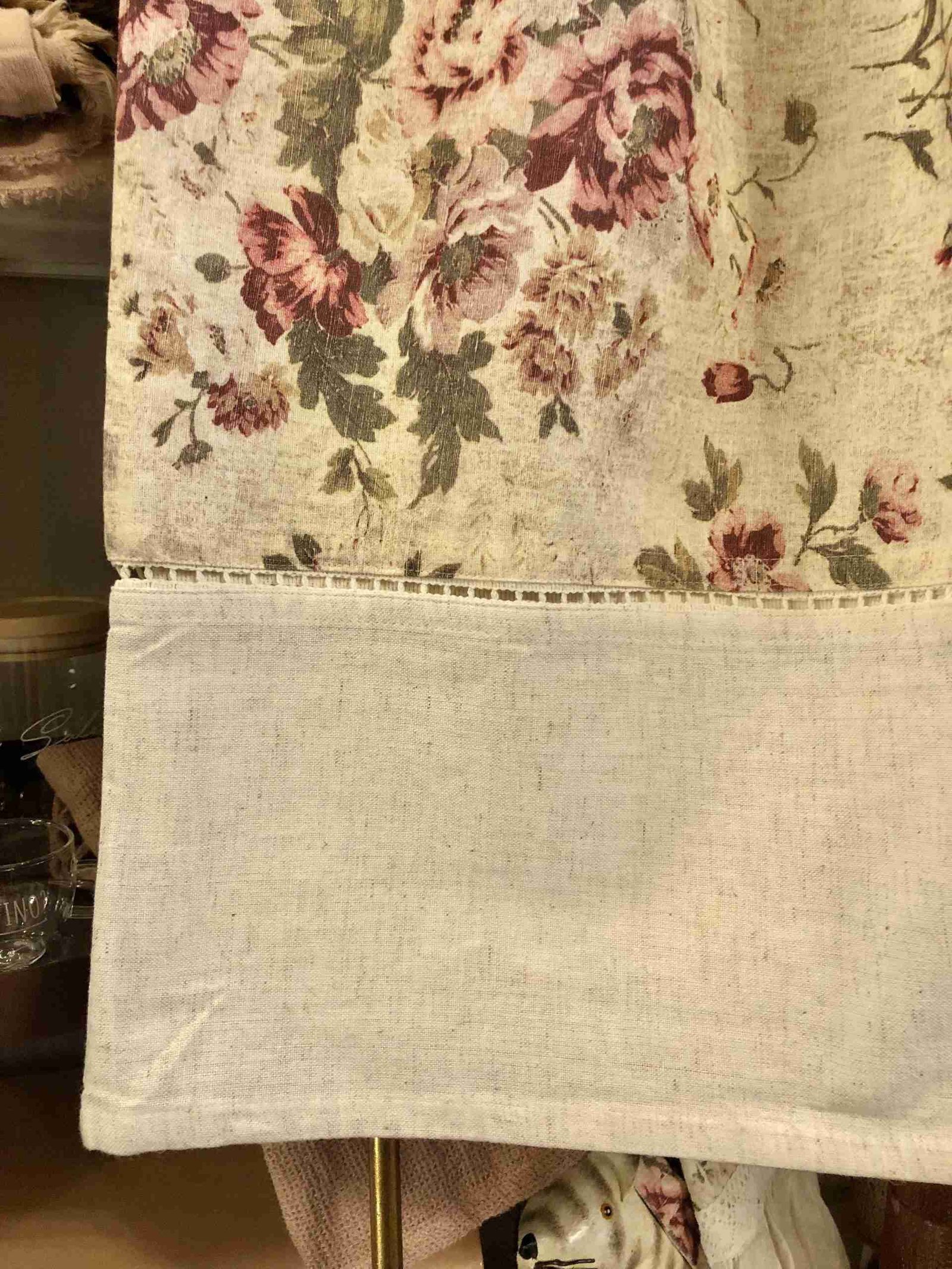 tovaglia in cotone con balza in lino