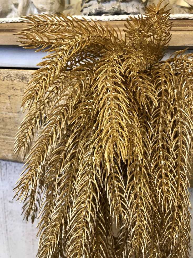 Cascata di rametti di pino artificiale in oro antico