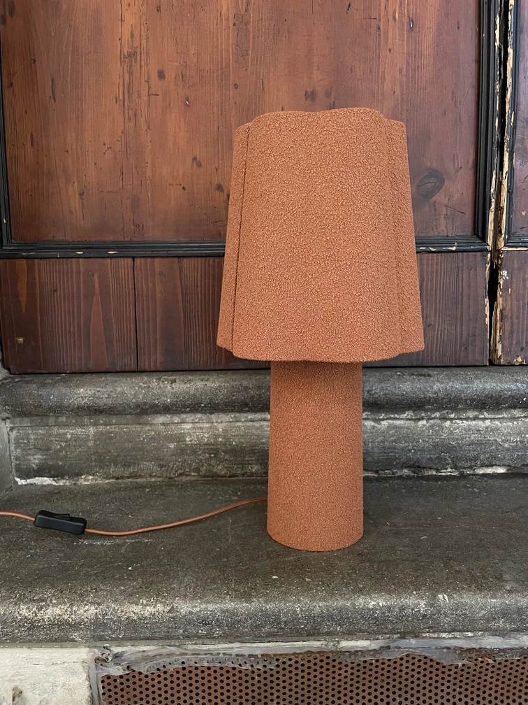 lampada bouclé da tavolo