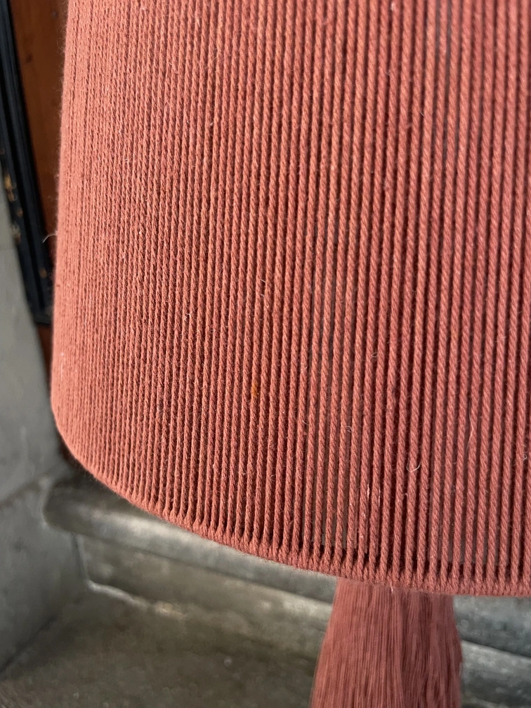 lampada da tavolo dettaglio